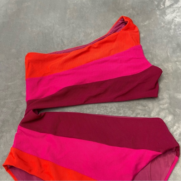 New! Beach Riot Joyce swimsuit be mine colorblock pink red 27906 - Picture 5 of 9